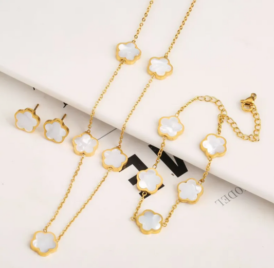 Clover Charm Jewelry Set