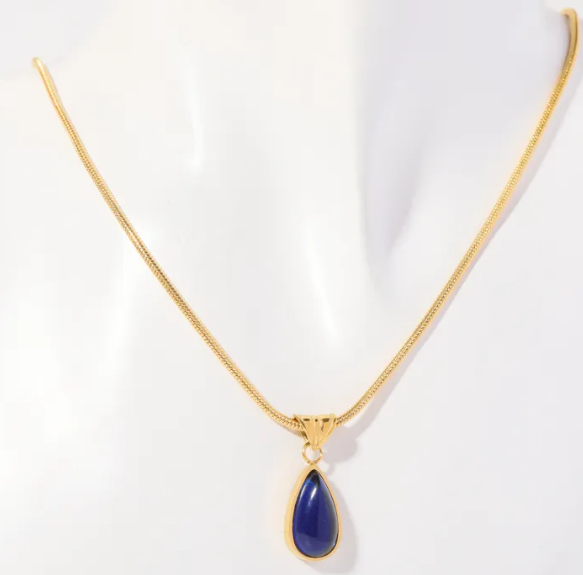 Elegant Ocean Water Drop Necklace