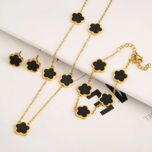 Clover Charm Jewelry Set